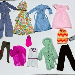 Vintage LOT BARBIE Clothing 1960-70's SOME HANDMADE KNIT CLOTHING 18 PIECES